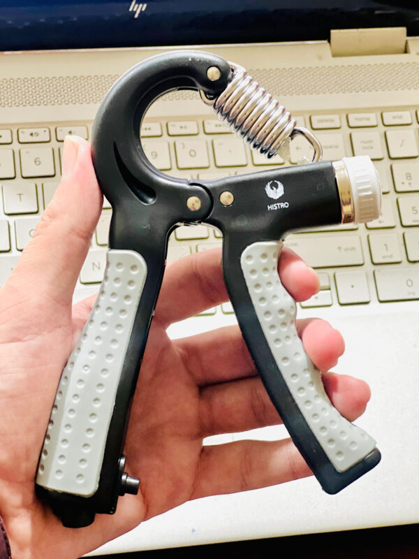 ADJUSTABLE HAND GRIP TRAINER - Image 2